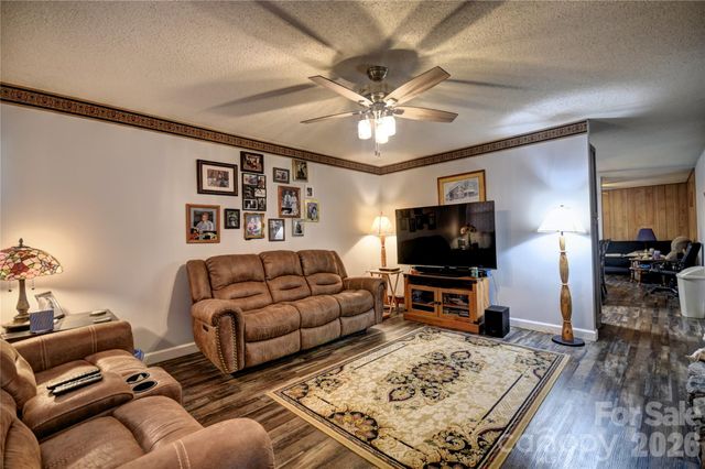 148 Market Street, Maggie Valley, NC 28751