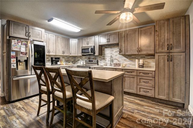 148 Market Street, Maggie Valley, NC 28751