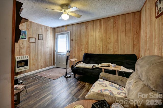 148 Market Street, Maggie Valley, NC 28751