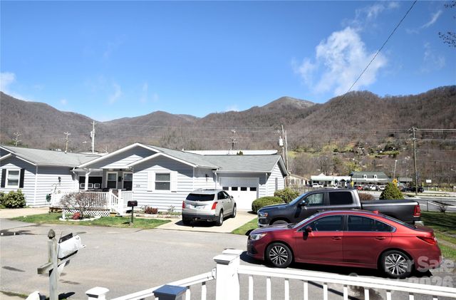 148 Market Street, Maggie Valley, NC 28751