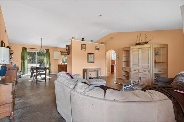 13228 N 158th St N, Jupiter, FL 33478