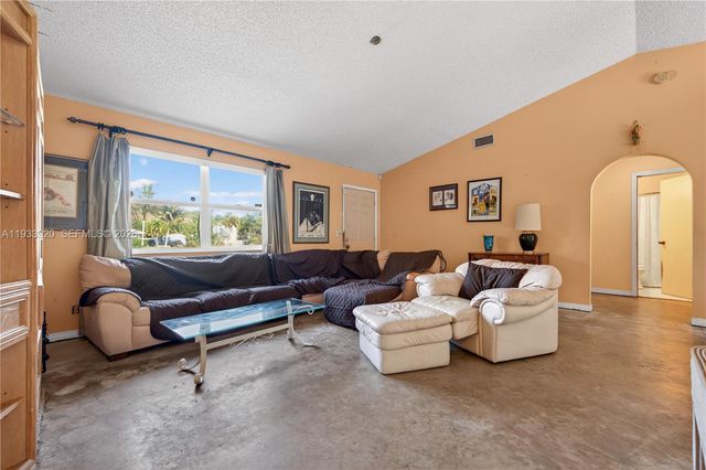 13228 N 158th St N, Jupiter, FL 33478