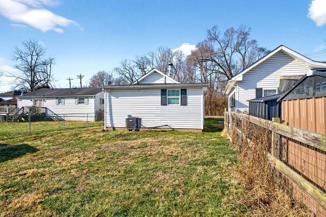 492 Seven Mile Avenue, New Miami, OH 45011