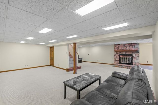 5812 Birch Hollow Drive, St Louis, MO 63129
