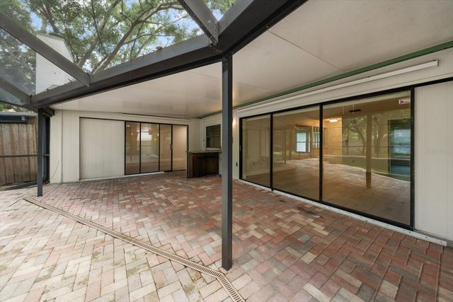 3408 CULLENDALE DRIVE, Tampa, FL 33618
