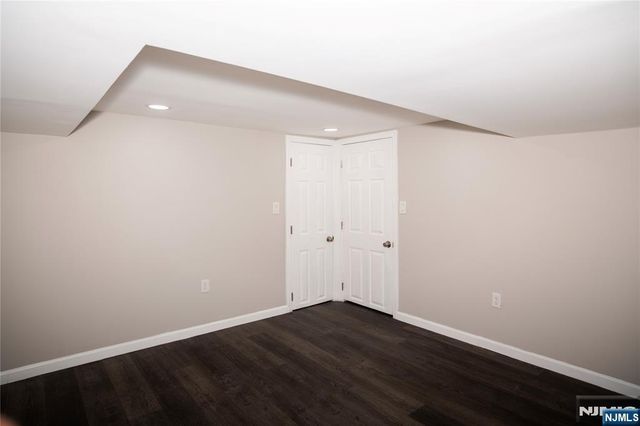 35 3rd Avenue, Little Falls, NJ 07424