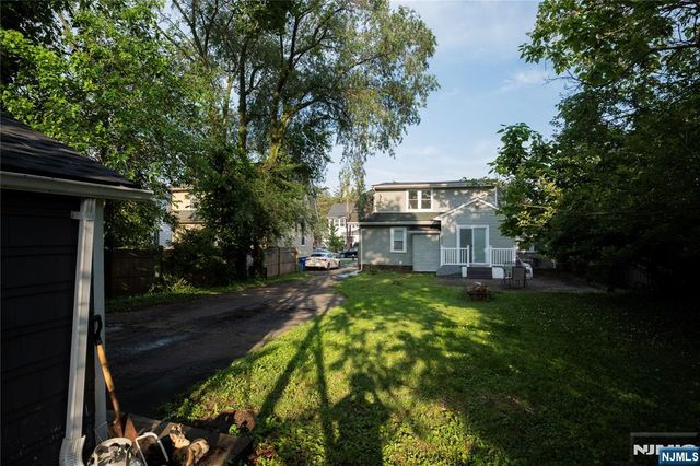 35 3rd Avenue, Little Falls, NJ 07424