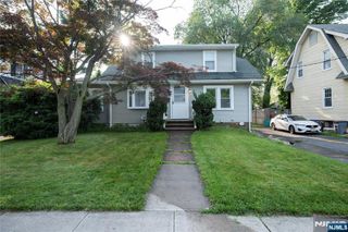 35 3rd Avenue, Little Falls, NJ 07424