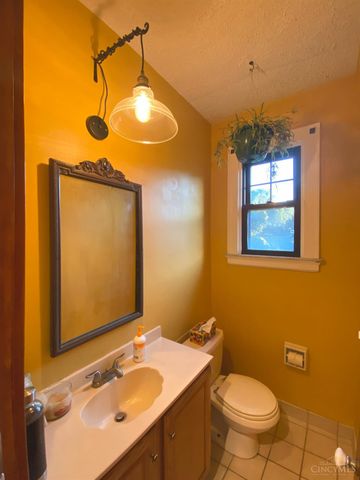 4411 Schulte Drive, Cincinnati, OH 45205