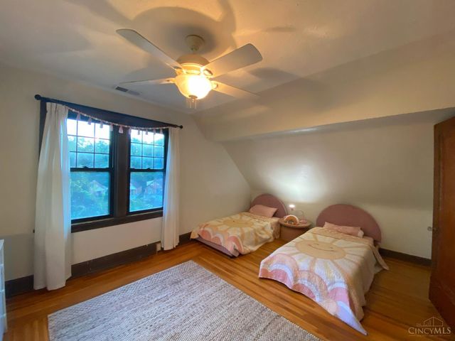 4411 Schulte Drive, Cincinnati, OH 45205
