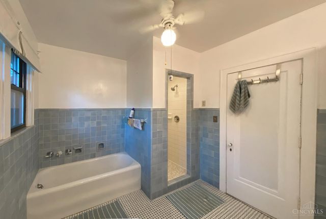 4411 Schulte Drive, Cincinnati, OH 45205