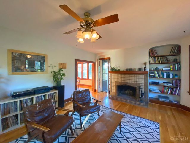 4411 Schulte Drive, Cincinnati, OH 45205