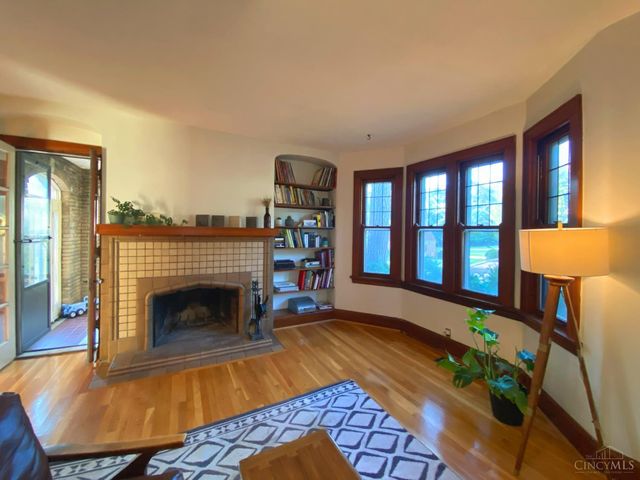4411 Schulte Drive, Cincinnati, OH 45205