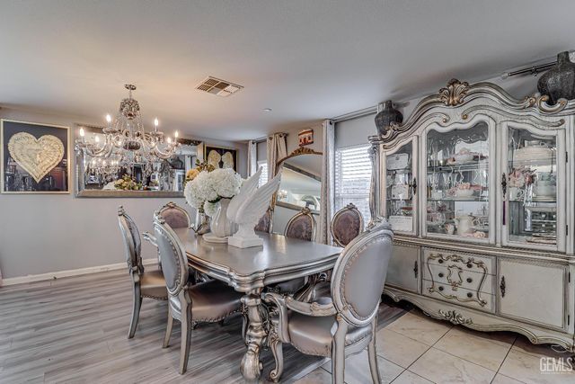 10000 Fitchburg Drive, Bakersfield, CA 93313