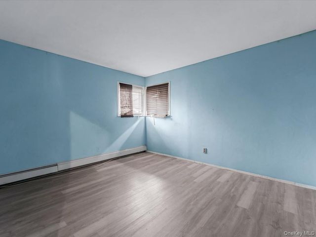 22 Mason Street, Hempstead, NY 11550