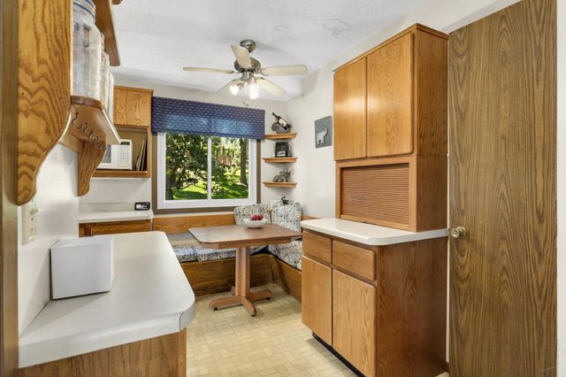 2201 Stroden Circle, Golden Valley, MN 55427
