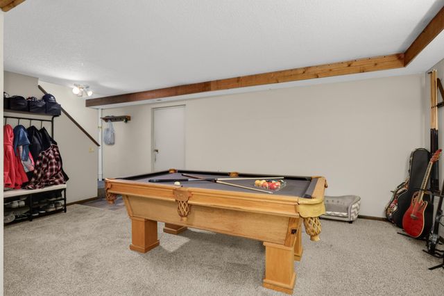 2201 Stroden Circle, Golden Valley, MN 55427
