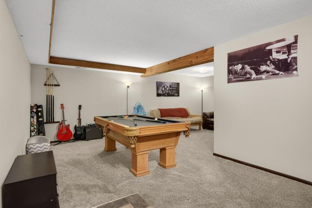 2201 Stroden Circle, Golden Valley, MN 55427