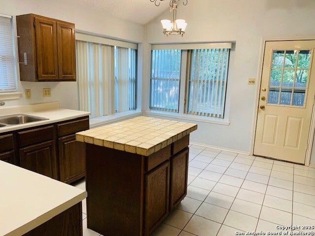2538 Montebello, San Antonio, TX 78259