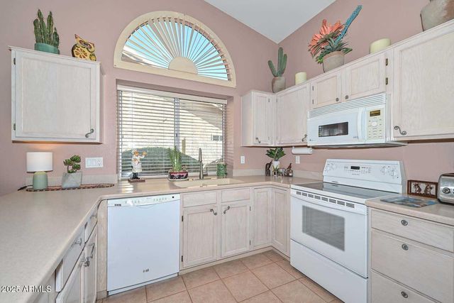 9060 W TARO Lane, Peoria, AZ 85382