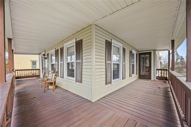 1819 Rochester Street, Lima, NY 14485