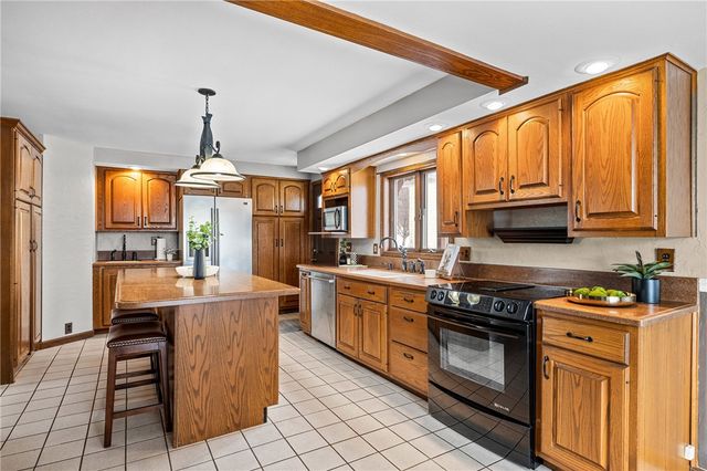 1819 Rochester Street, Lima, NY 14485