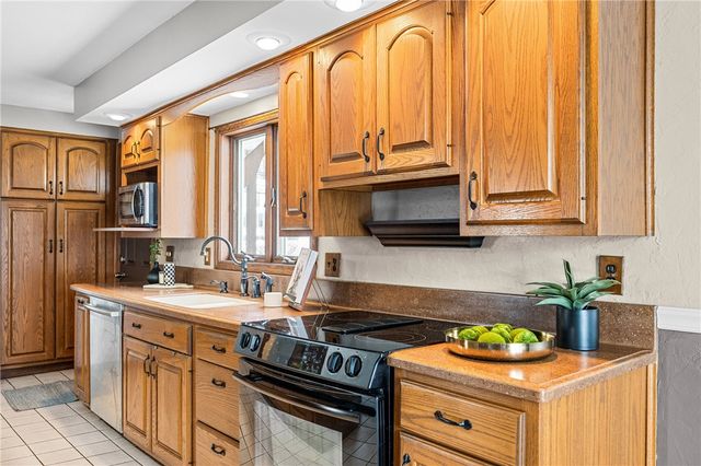 1819 Rochester Street, Lima, NY 14485