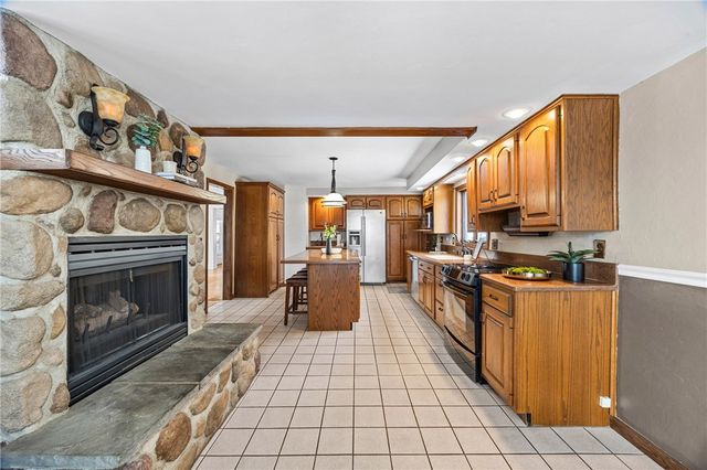 1819 Rochester Street, Lima, NY 14485