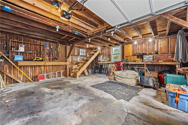 1819 Rochester Street, Lima, NY 14485