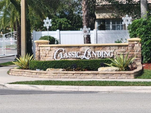 728 NW 156TH Avenue, Pembroke Pines, FL 33028