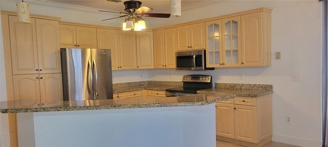 728 NW 156TH Avenue, Pembroke Pines, FL 33028