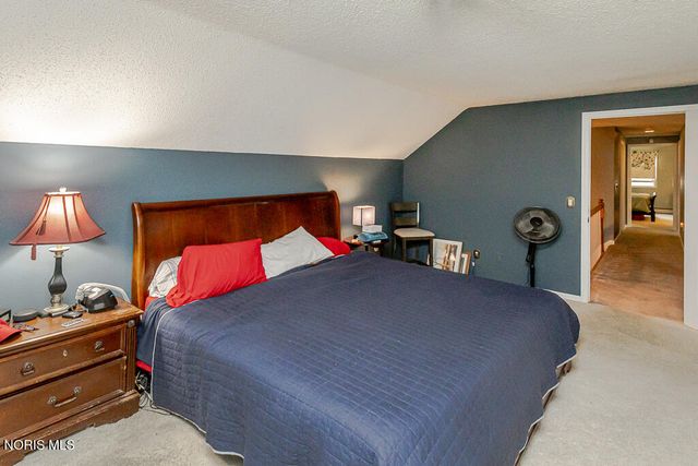 2352 Winterset Drive, Toledo, OH 43614