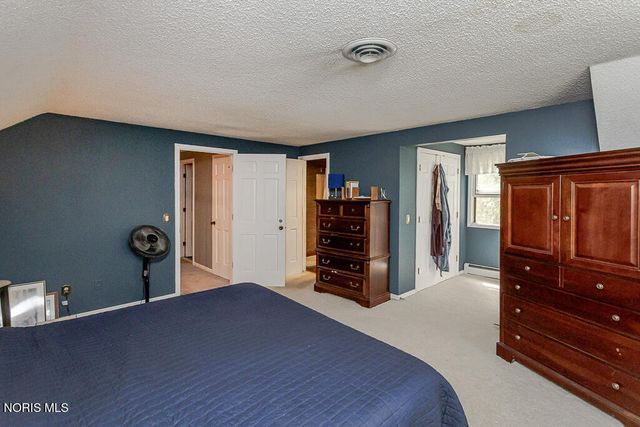 2352 Winterset Drive, Toledo, OH 43614