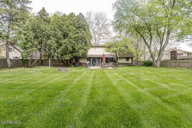 2352 Winterset Drive, Toledo, OH 43614