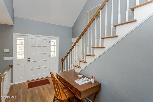 2352 Winterset Drive, Toledo, OH 43614