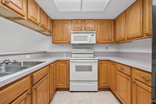 17145 Bay Street, Jupiter, FL 33477