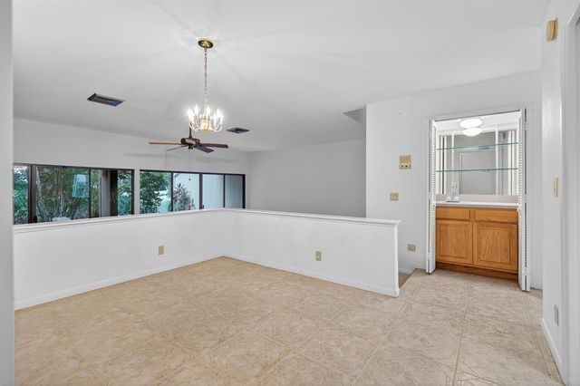 17145 Bay Street, Jupiter, FL 33477