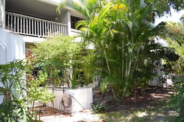 17145 Bay Street, Jupiter, FL 33477