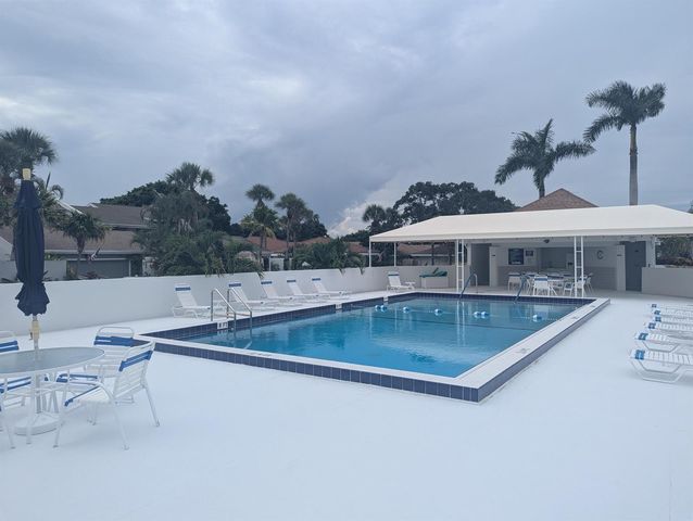 17145 Bay Street, Jupiter, FL 33477