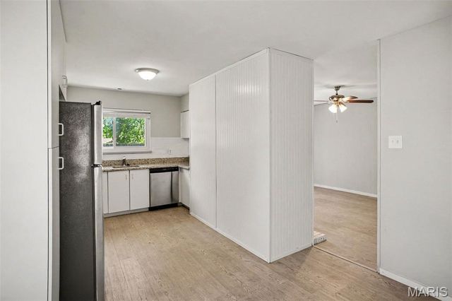 7430 Sir Lords Lane, Hazelwood, MO 63042