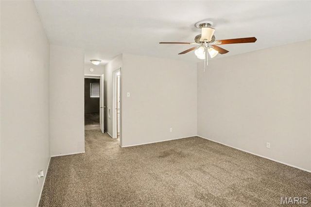7430 Sir Lords Lane, Hazelwood, MO 63042