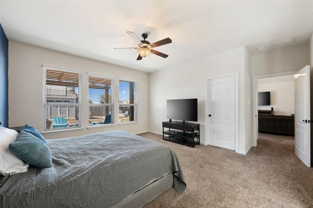 605 Palmilla ST, Leander, TX 78641