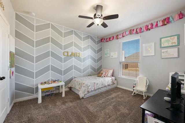 605 Palmilla ST, Leander, TX 78641