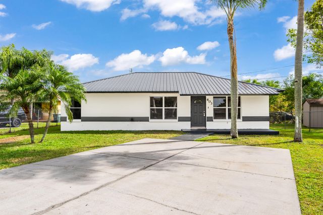 603 SW 10th Street, Belle Glade, FL 33430