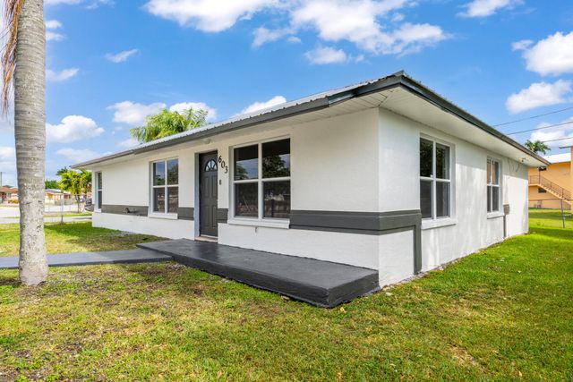 603 SW 10th Street, Belle Glade, FL 33430