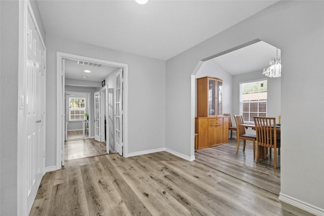 3730 Texas Drive, Dallas, TX 75211
