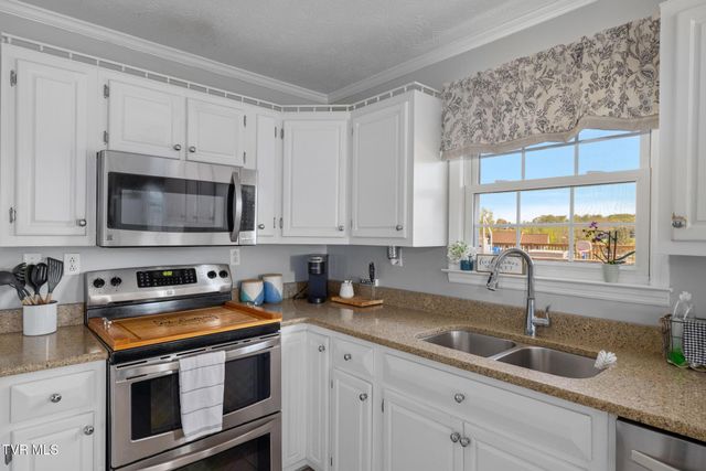 160 Deerchase Lane, Chuckey, TN 37641