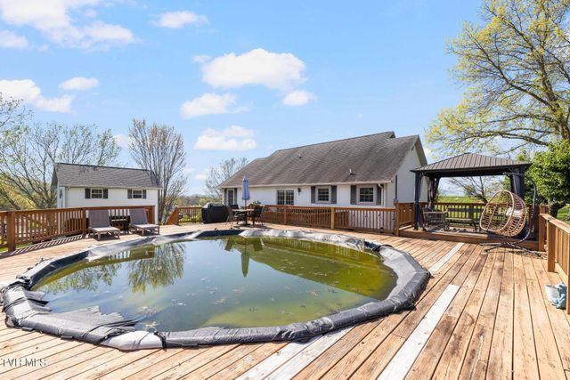 160 Deerchase Lane, Chuckey, TN 37641