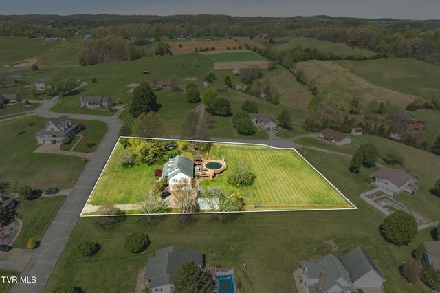 160 Deerchase Lane, Chuckey, TN 37641