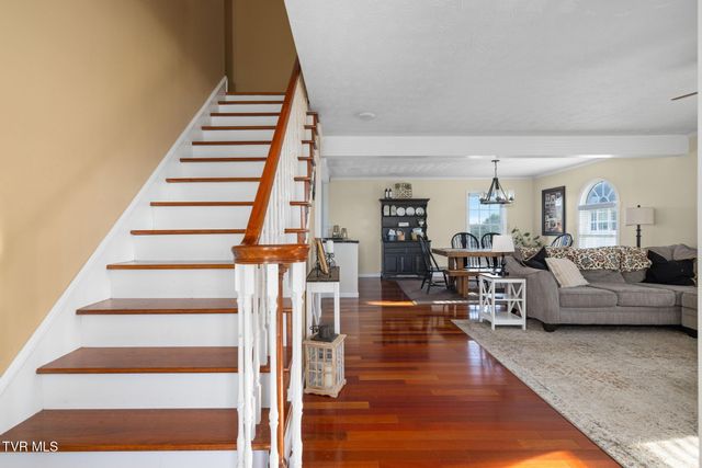 160 Deerchase Lane, Chuckey, TN 37641